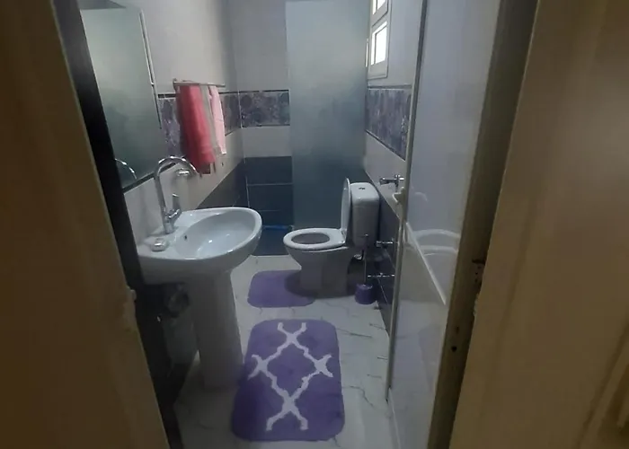 المدارس *